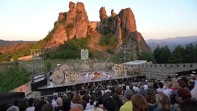 „Опера на върховете“, балонена фиеста и мотосъбор в Белоградчик