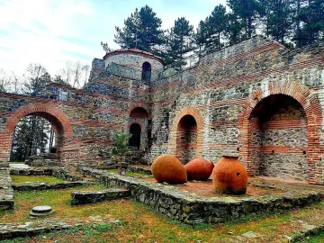 „Хисарлъка“- смесица от няколко архитектурни стила