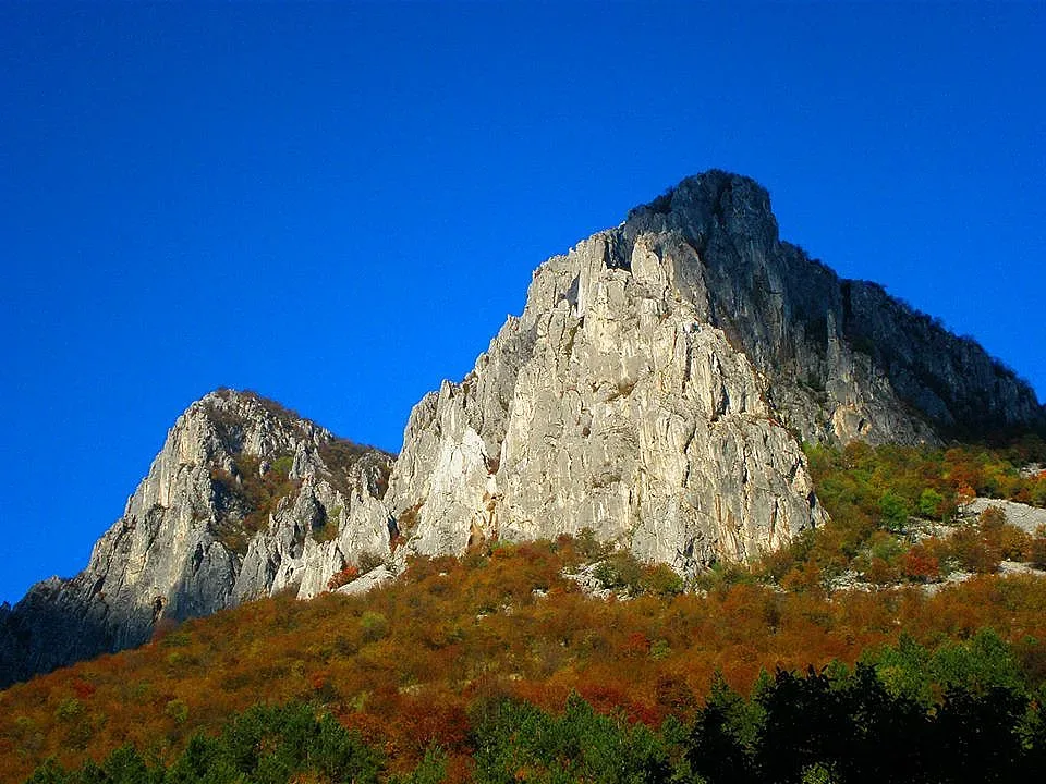 Каменното сърце на Балкана. Райското кътче е магнит за хиляди