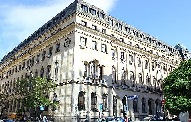 Екипите на МЕУ приключиха техническите проверки по машините за гласуване