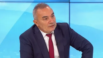 Културни дейци излизат на протест, министър ги изненада приятно