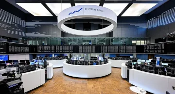 Европейските акции удрят дъното заради новите мита