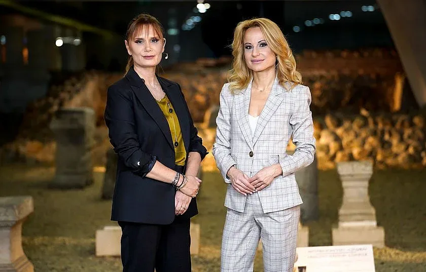 БНТ и бТВ се прегърнаха за изборите! Причината