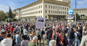 Протестите в София се сливат! Какво се чака