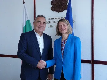 Министър Кръстев на ключова среща