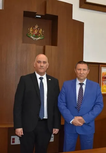 Сарафов и израелският посланик обсъдиха борбата с антисемитизма