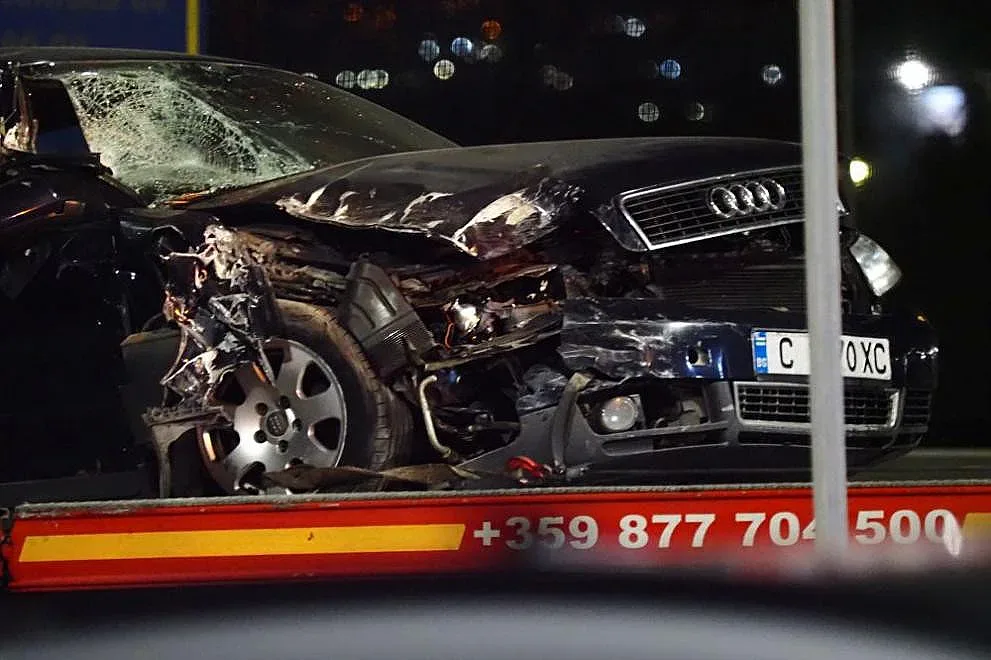 Ад в София. Верижна катастрофа с ранени