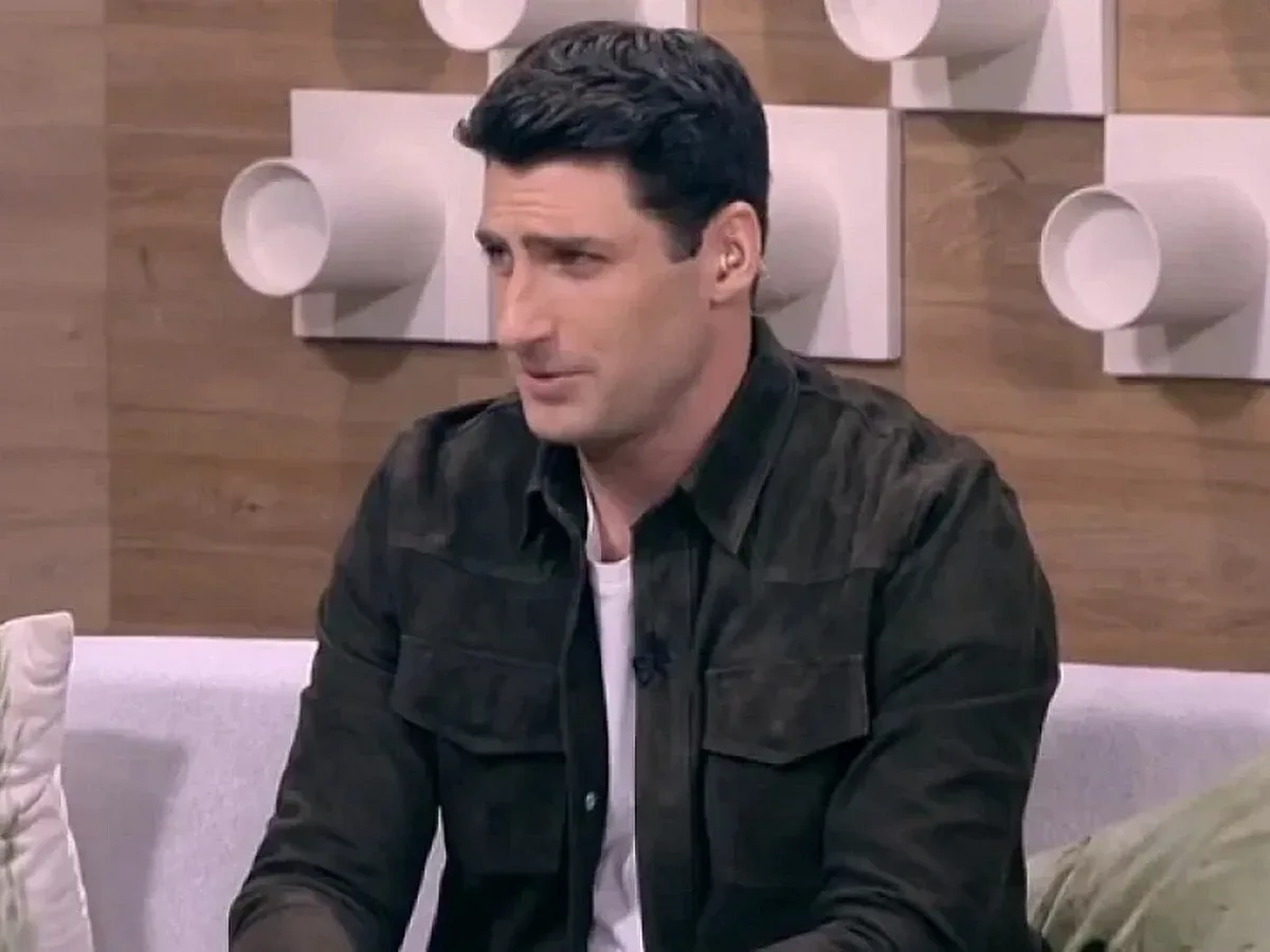 Неочакван богаташ водещ в Би Ти Ви! Седи на горещ стол