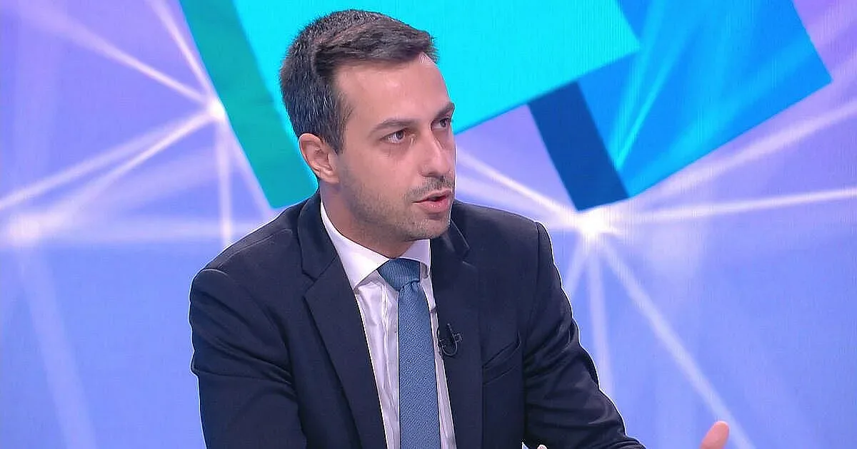 "Възраждане" зове да се гласува с хартиена бюлетина