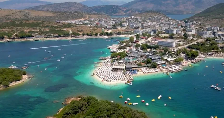 Балканска страна смая туристите с цените на плажа