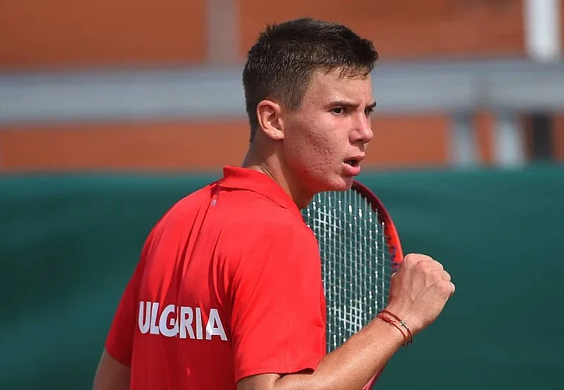 Изкуство на корта! Илиян Радулов на полуфинал