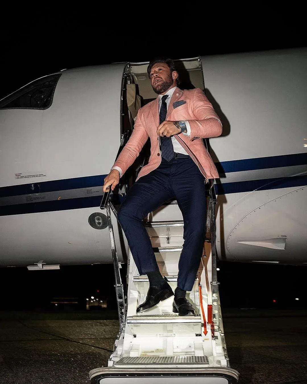 Хотел Marinela Sofia посреща суперзвездата Конър Макгрегър