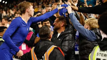 Нов в Челси изуми! Няма такова мамино синче