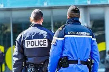 Огромно напрежение във Франция! Заплахата