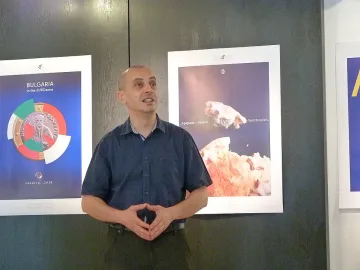 Голям интерес към изложбата "Ре-акция". Тръгва и в чужбина