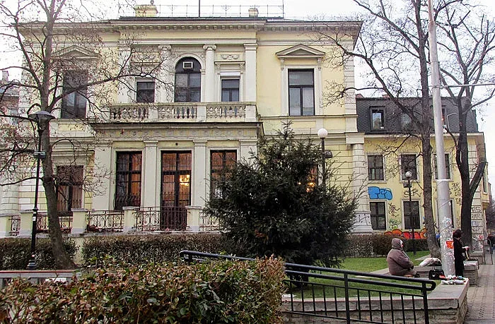 Голяма промяна, 4 знакови сгради с нов облик