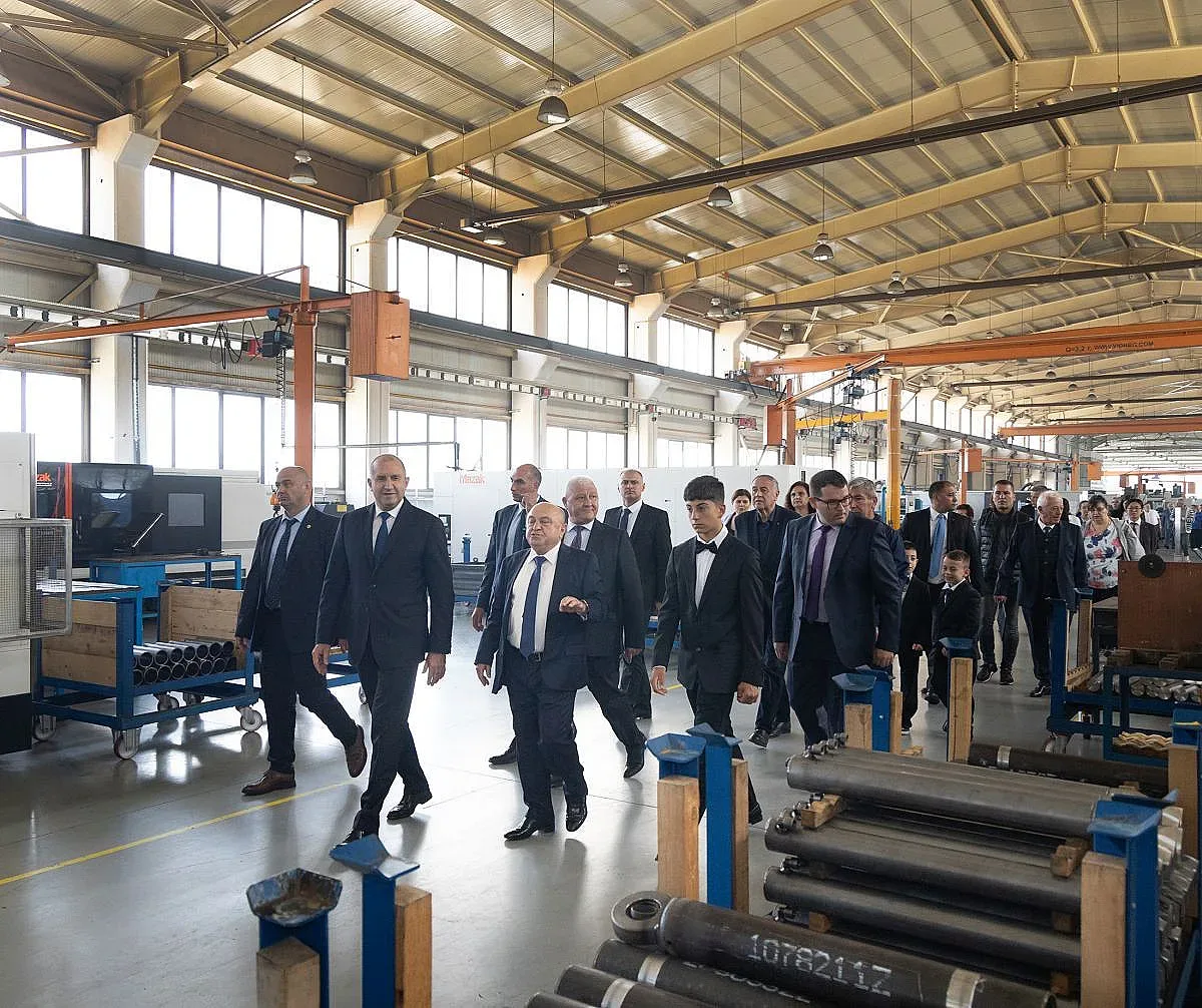 Радев откри ултрамодерен завод в Джебел