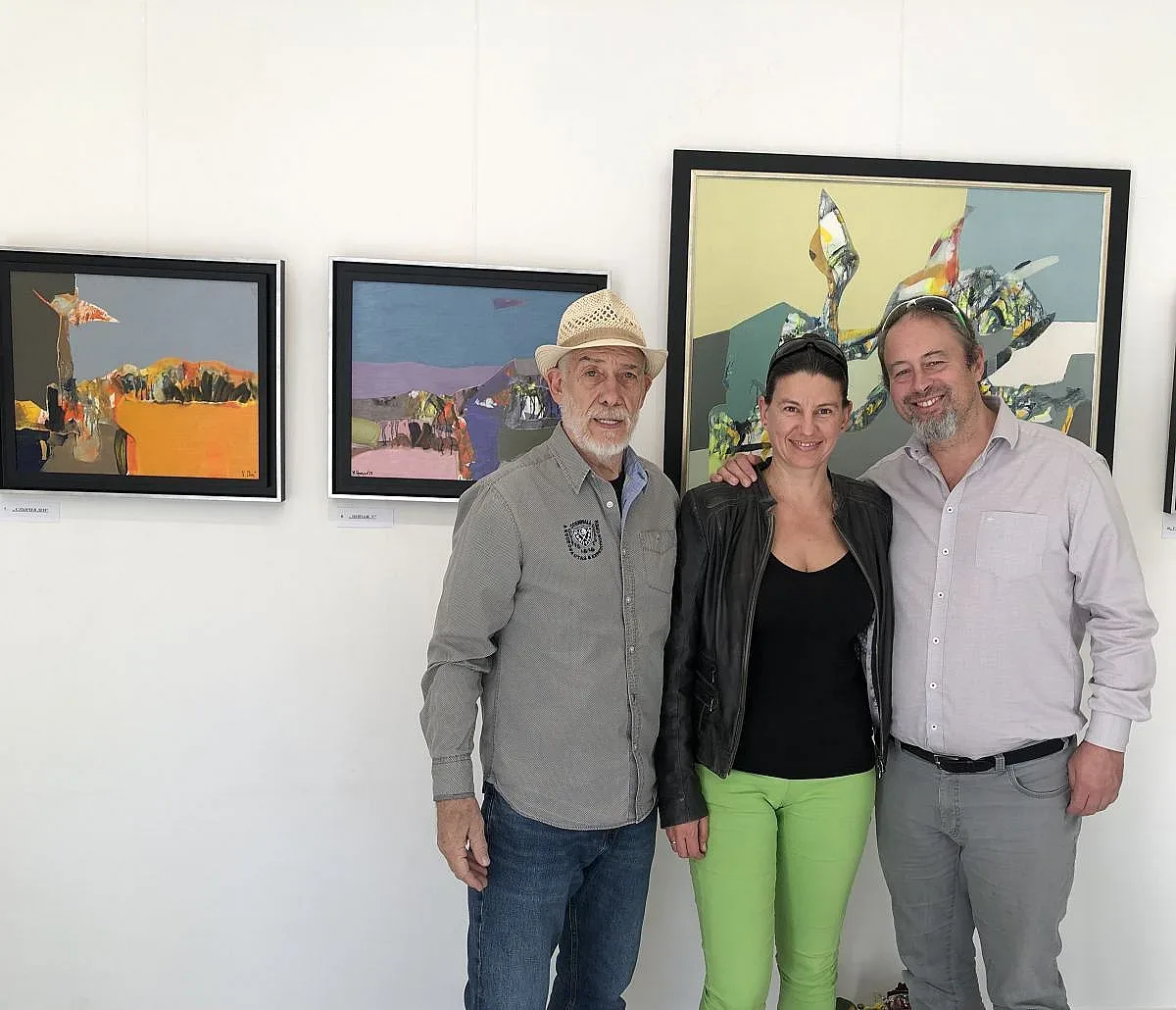 Световни музиканти се възхитиха на живописта на Васил Стоев в арт галерия Vejdi