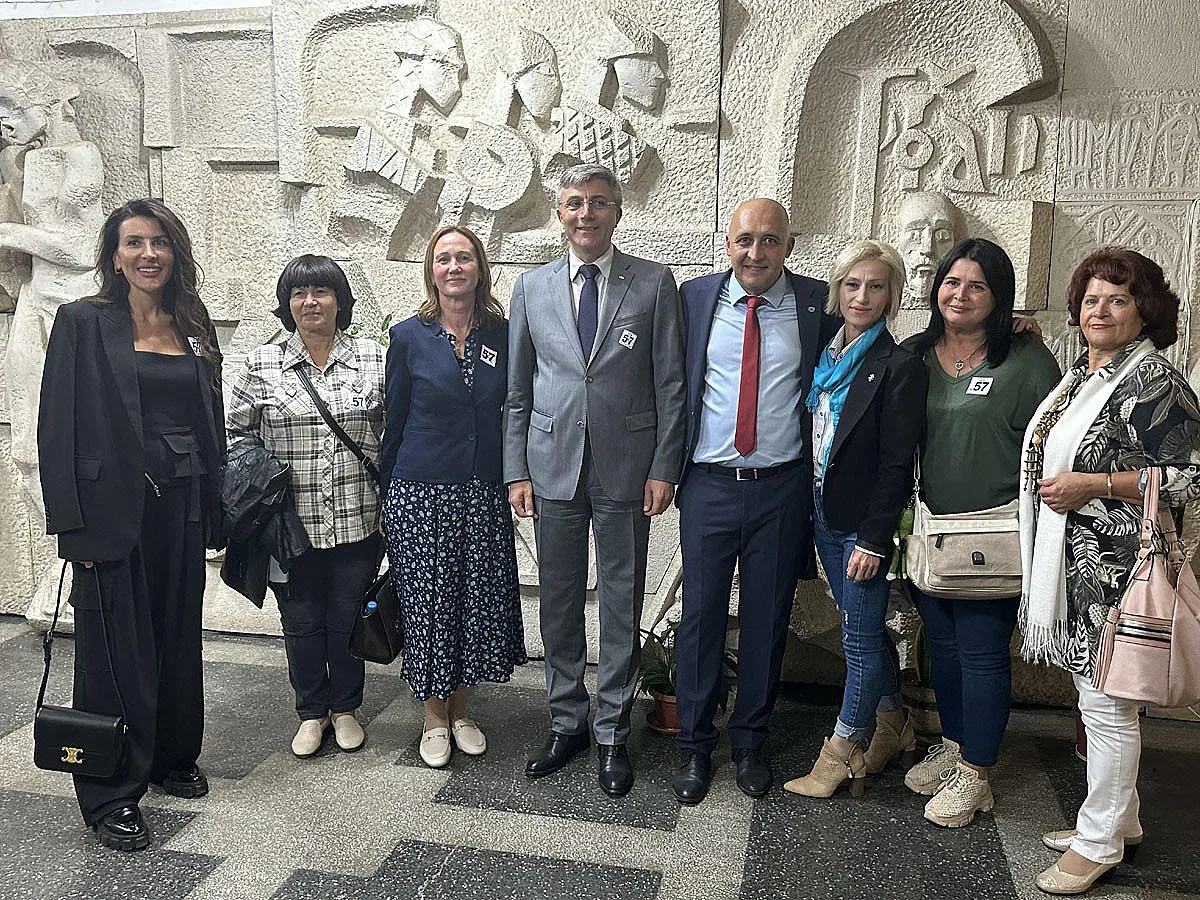 Карадайъ каза какво става, когато някой лепи етикети на ДПС