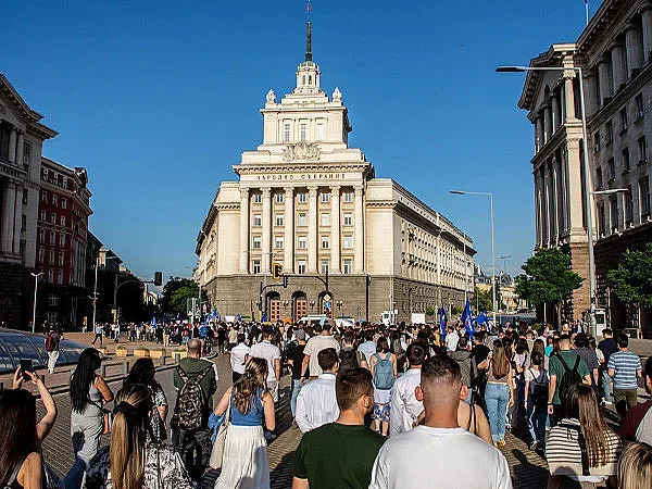 Шествие блокира Орлов мост