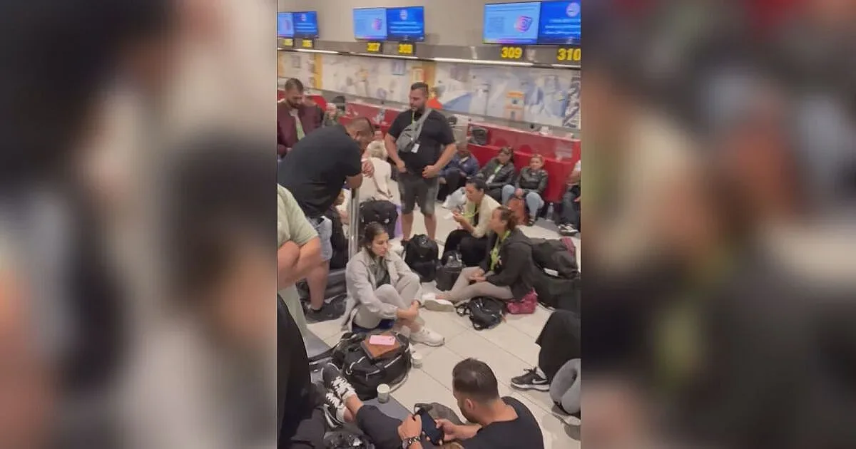 Правителственият Еърбъс прибира българите от Израел, Габриел ги посреща