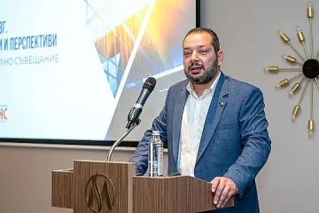 Лев Инс е на път да счупи рекорди в застраховането