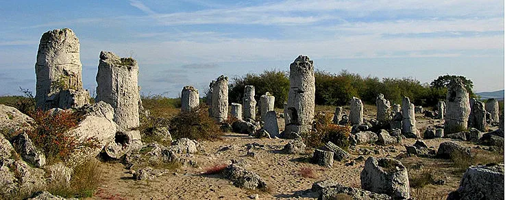 Побитите камъни - знак от извънземни или дело на бактерия?