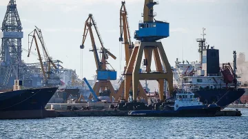 Румънски кораб пострада при руската атака