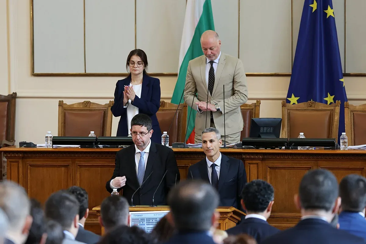 Парламентът реши - Чобанов и Гюров подуправители на БНБ
