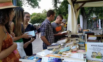 Започна “Алея на книгата” във Варна