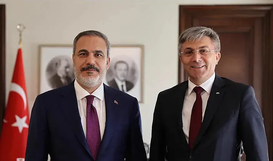 Карадайъ изненадващо в Анкара. Какво си каза с външния министър
