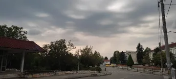 Почна се! Кула си изпати, бурята пълзи