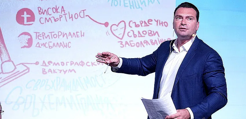 Паргов с формула за решаване на демографската криза