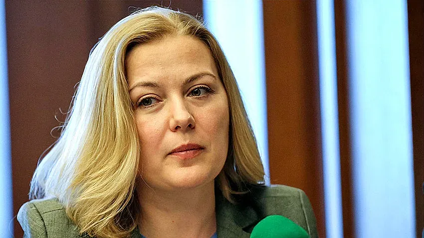 Лют скандал в парламента. Сменят определението за интимна връзка