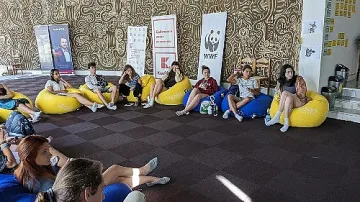 Младежи разработваха природозащитни проекти с подкрепата на Kaufland