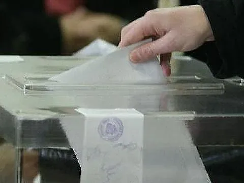 Жега пред урните! Частични избори в София и в Русе