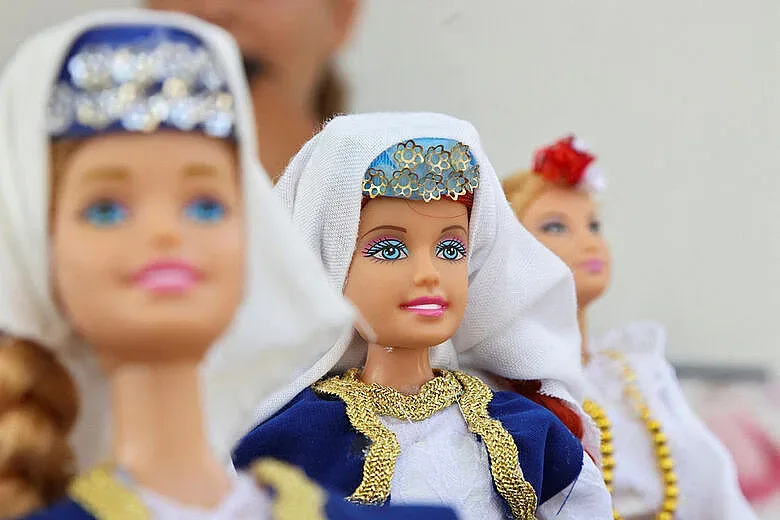 Кукла Барби с нова версия. Как я преобразиха в Босна