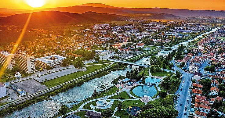 Спортни площадки и велоалеи в Самоков