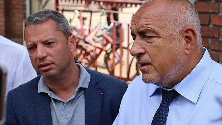 В ГЕРБ побесняха! Отговорът към Радев