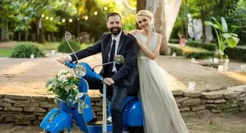 Най-красивата сватба в бТВ. Булка с гол гръб СНИМКИ