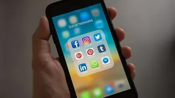 ЕС с нови правила за дигиталните компании, платформите започнаха промяна