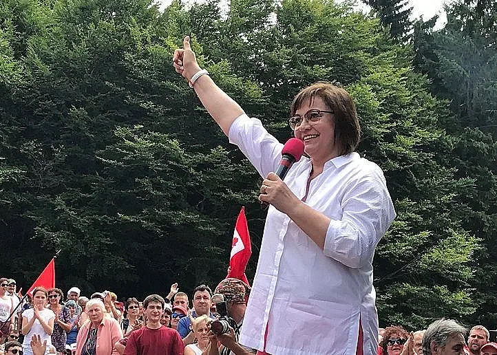 Нинова отвори уста! Бясна атака