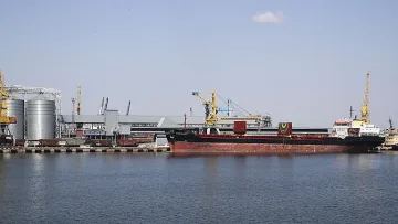 Кораб отплава от Одеса за Варна, какво се чака