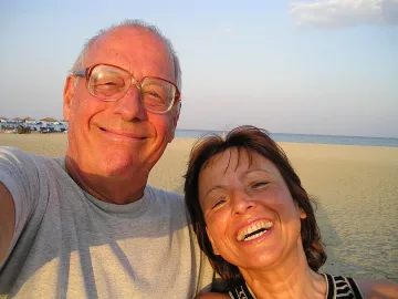 Обрат в живота на вдовицата на Коста Цонев. Става кмет