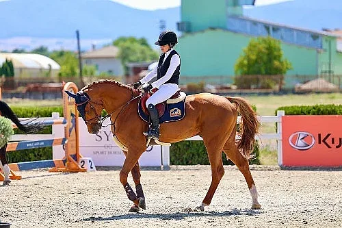 Поредна радост за Арабаджиеви. Анабел Стайкова обира награди