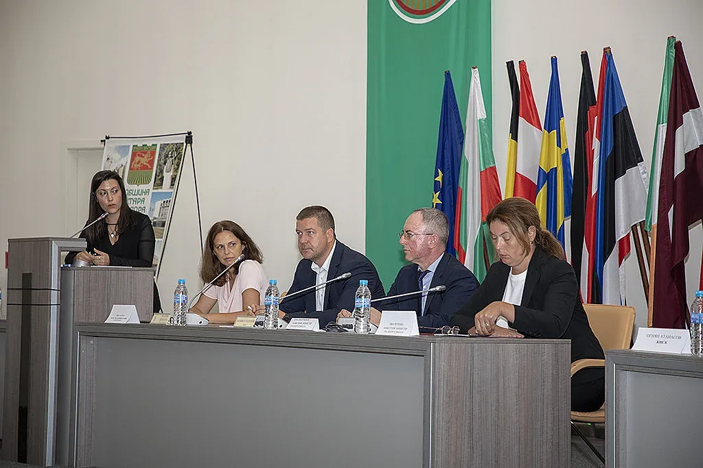 В Стара Загора се проведе трета дискусия на тема "Бъдеще за енергийния комплекс "Марица изток"