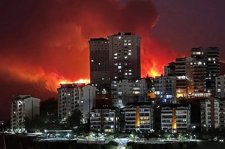 И Турция гори! Зловещи пожари /СНИМКИ/