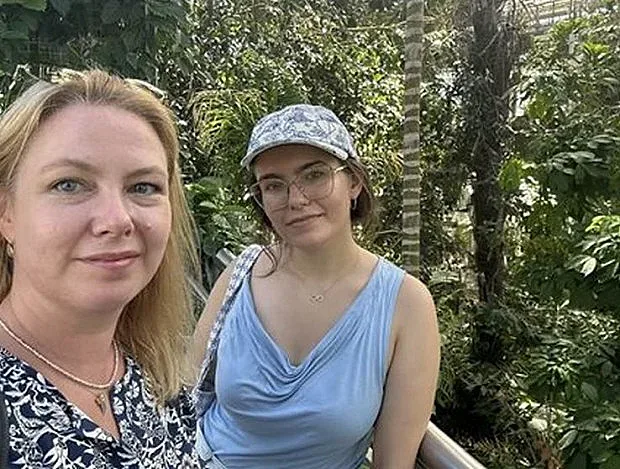 Комунизъм в САЩ! Как живее щерката на Кирил Петков