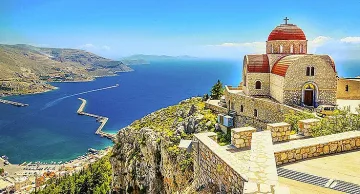 Топ 10 на летните дестинации, по които българите полудяха