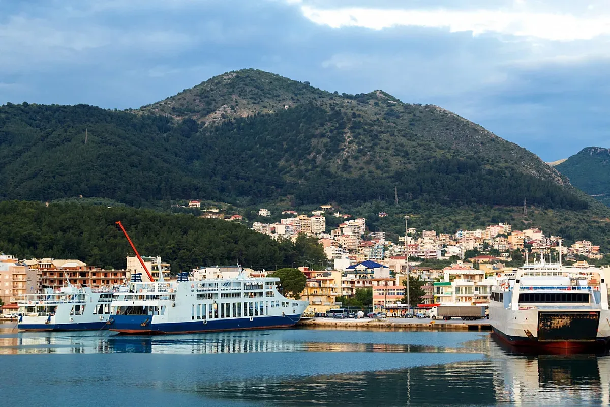 Не ходете на гръцките острови. Няма да си тръгнете